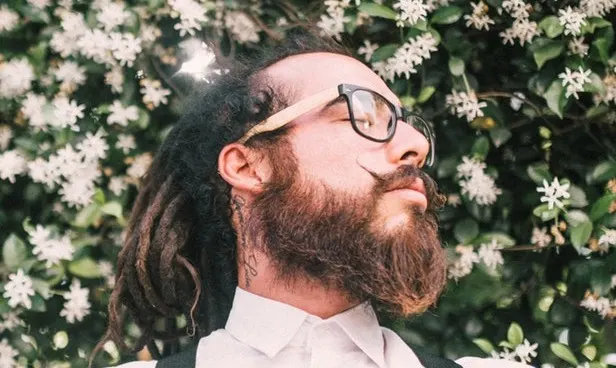 how to make beard grow straight