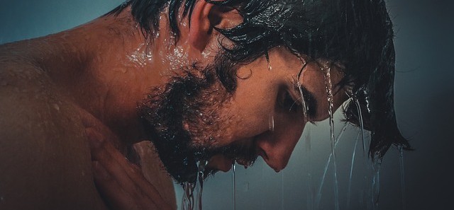 Please, Don’t Wash Your Beard Before Dyeing It. Seriously.