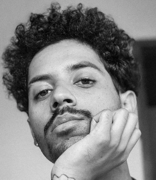 circle beard example b&w