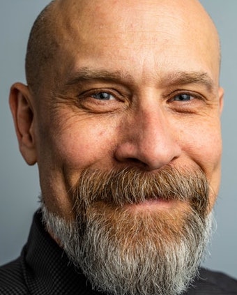 Salt and pepper, bald man example