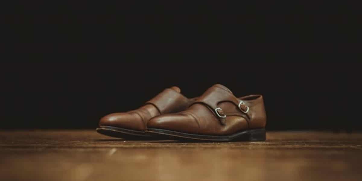 4 Dress Shoes You Can Wear With Chinos Plus Example Outfits
