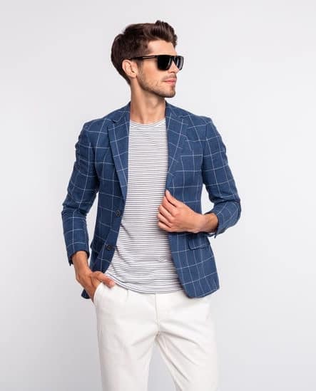 Chinos with blazer and t-shirt