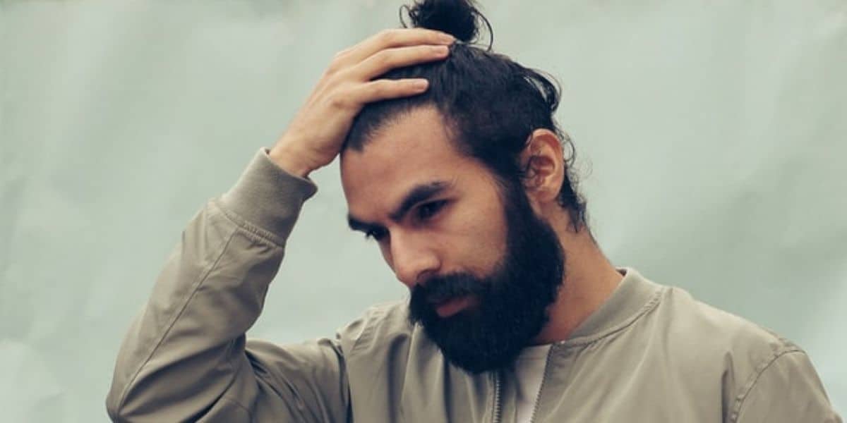 11 Things A Man Bun Says About You