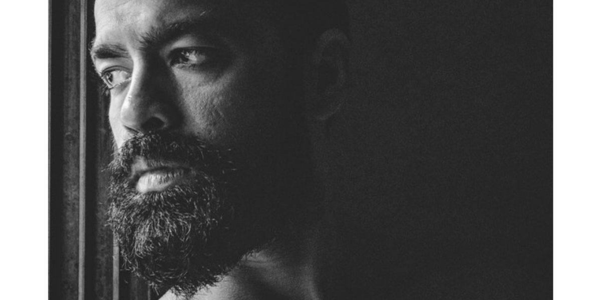 6 Easy Ways To Fix And Prevent A Stringy Beard