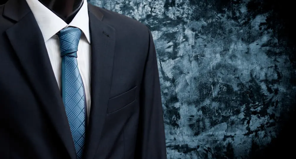 blue shirt and tie combo