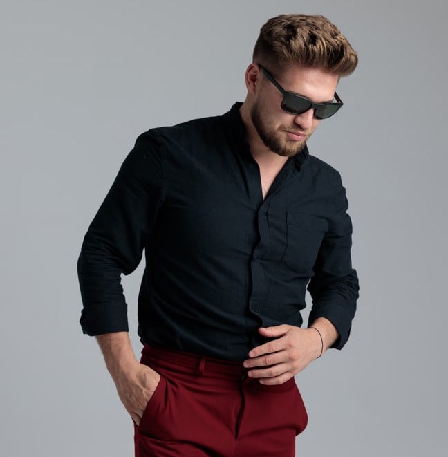 black shirt and red pants