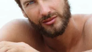 6 Week Beard Scruffy