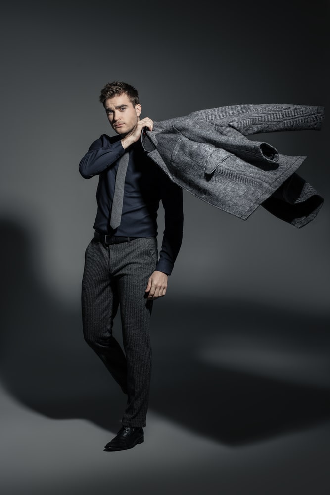 Grey Chino, black shirt, brown belt and shoes | Grey suit black shirt, Shirt  outfit men, Grey pants black shoes