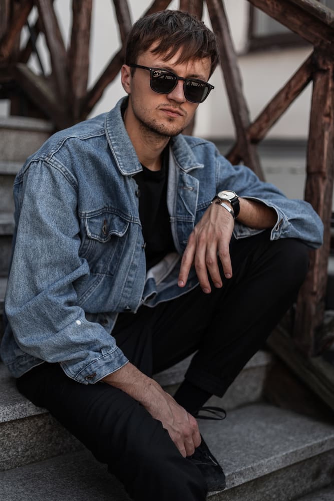 denim jacket and black t shirt