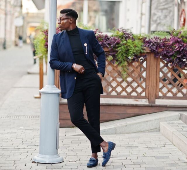 What Color Pants Go With A Blue Blazer? (Pics) • Ready Sleek