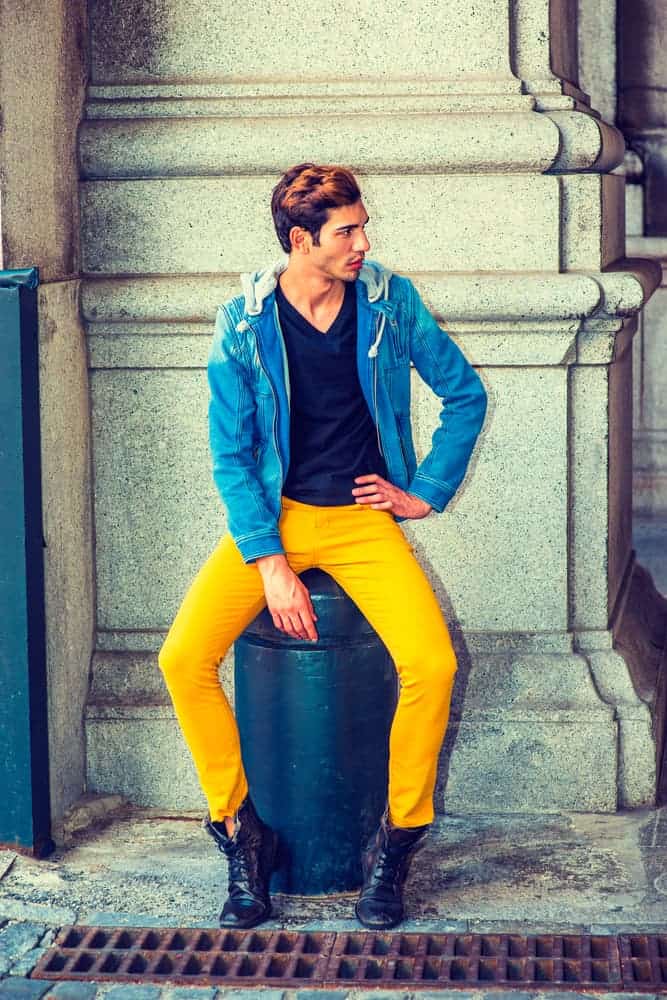 black shirt and yellow pants