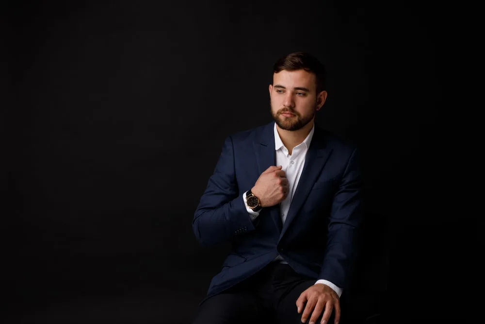 Blue blazer with white shirt and black pant sale