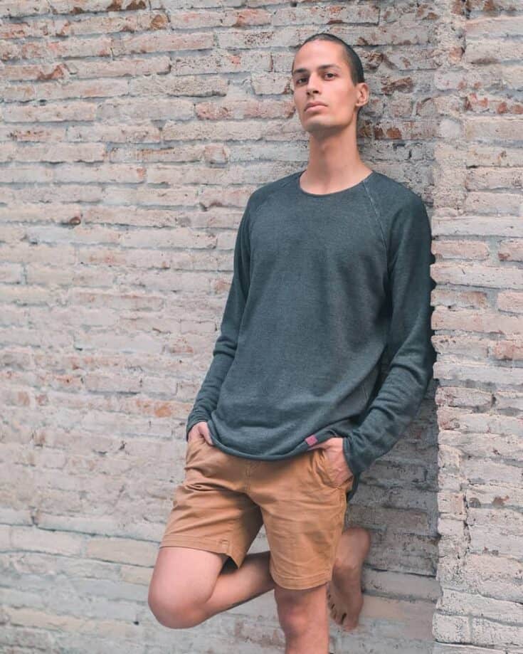 How To Wear A Long Sleeve Shirt With Shorts • Ready Sleek