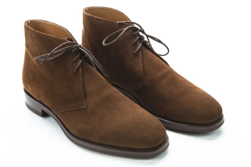 brown chukka boots