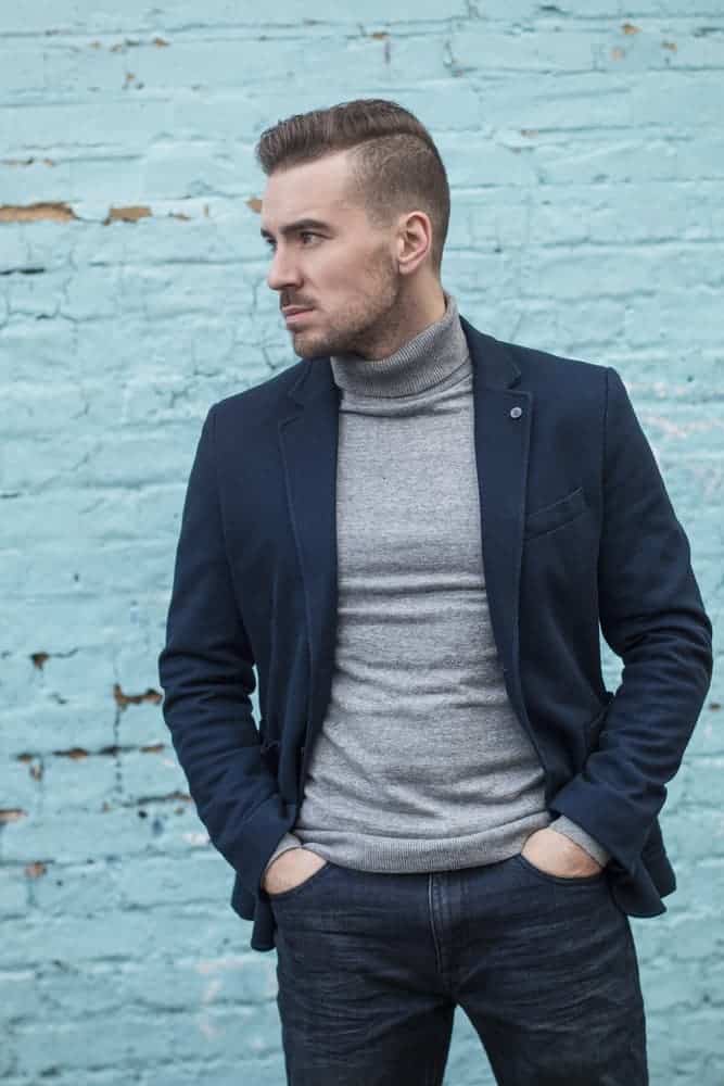 navy blue blazer with jeans and turtleneck