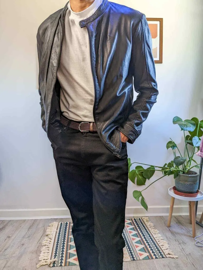 Classic T-Shirts to Wear With Jeans – The Classic T-Shirt Company