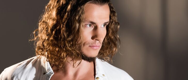 12 Interesting Things Long Hair Says About A Man • Ready Sleek